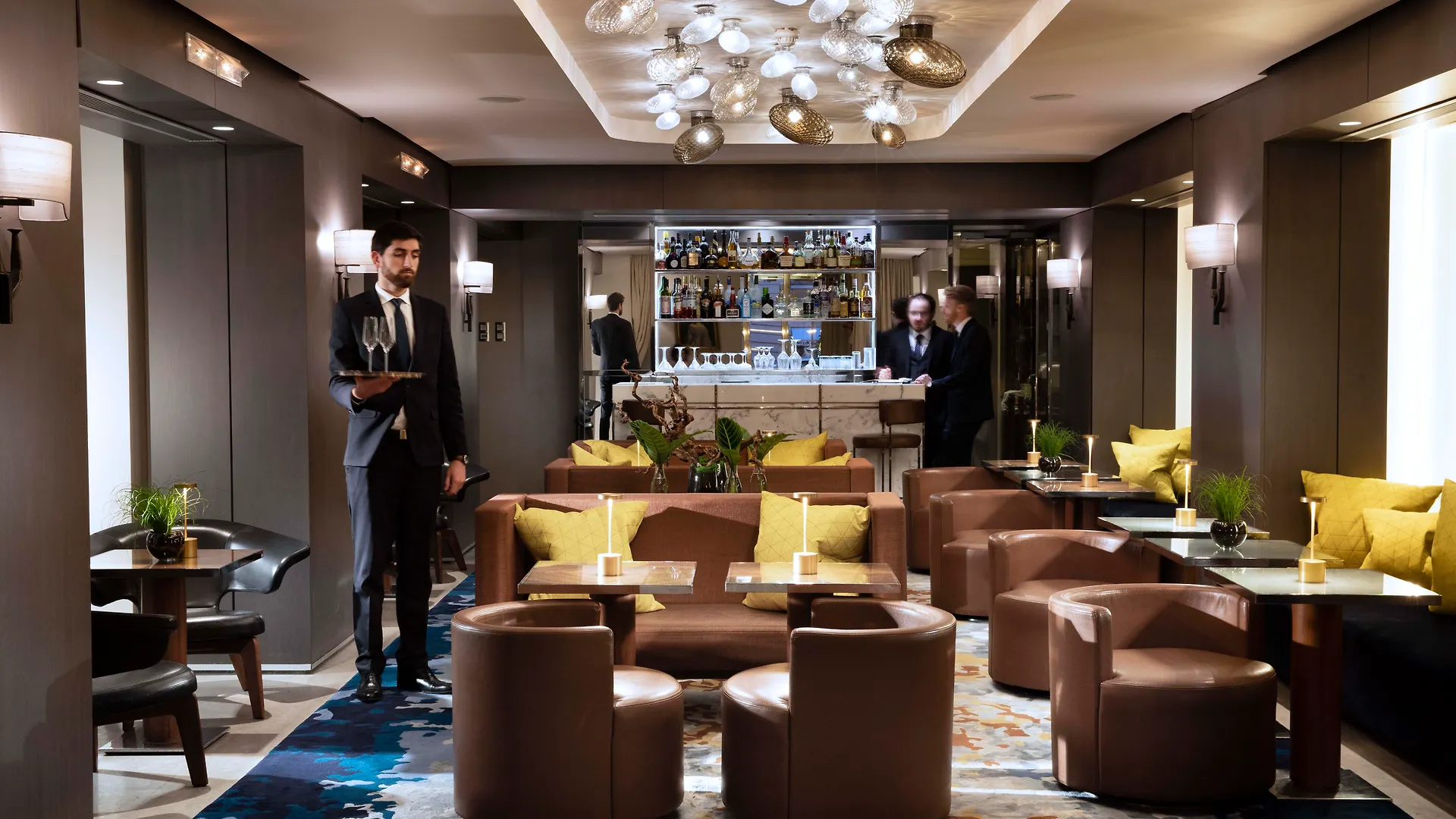 De Sers Champs Elysees 5* Paris