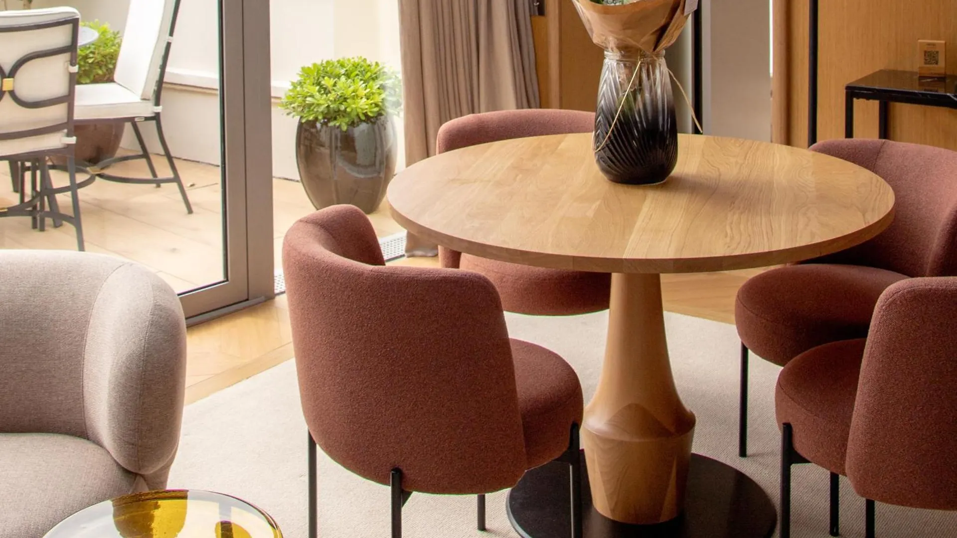 De Sers Champs Elysees 5* Paris