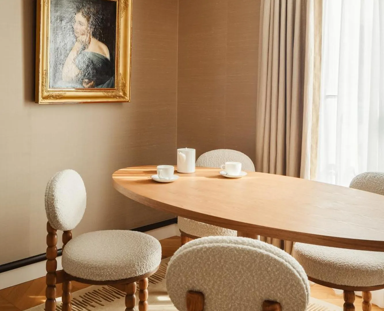 De Sers Champs Elysees 5* Paris